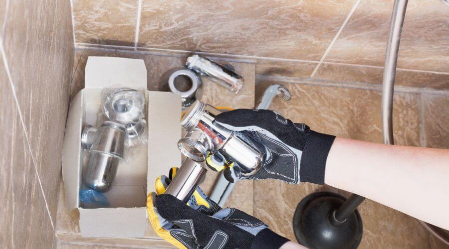 Professional gutter cleaning in Elk, WA